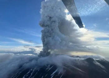 Russian volcano erupts for first time in more than 500 years