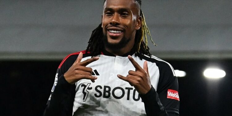 Iwobi’s assist secures point for Fulham against Man United