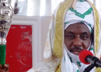 Nigerians see thieves, criminals in their political leaders, says Sanusi