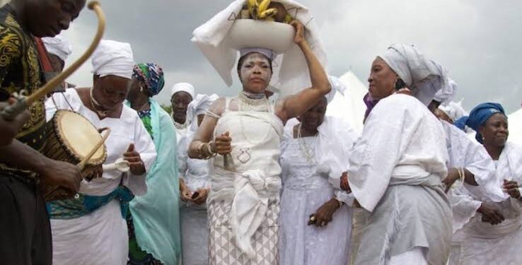 ‘Like it’s done for Muslims and Christians’— Tinubu urged to declare holiday for Ifa worshippers