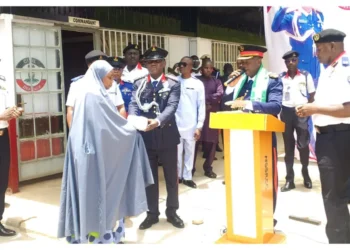 Family of slain officer in Jigawa gets N900,000 donation from NSCDC