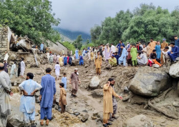 Heavy rain in Pakistan, India-administered Kashmir, Nepal kills over 400 people
