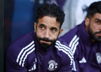 EFL Cup: Amorim apologises to Man Utd fans after Grimsby Town embarrassment