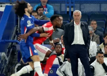 Mourinho defeated on Chelsea return as Blues beat Benfica