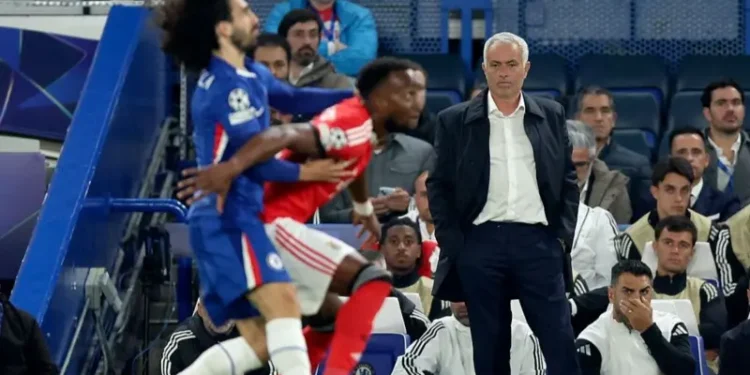 Mourinho defeated on Chelsea return as Blues beat Benfica