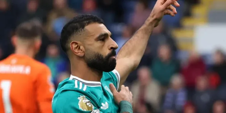 Salah scores injury time penalty as Liverpool beat Burnley