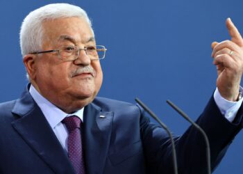 Palestinian president asks Hamas to hand over weapons, control of Gaza