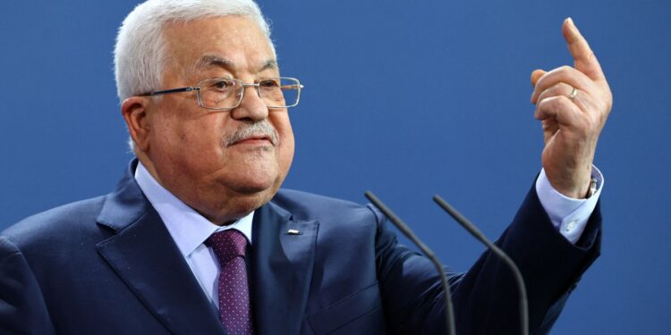 Palestinian president asks Hamas to hand over weapons, control of Gaza