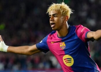 Yamal takes shot at Madrid before Clásico