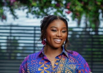 Elderly woman told me I’ll go to hell for wearing pencil skirt to church – Ariyike Dimples