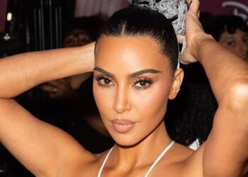 Kim Kardashian blames ‘chronic stress’ for bar exam failure, marriage crash