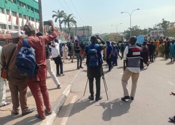 PDP headquarters fracas handiwork of APC to impose one-party system on Nigeria – ADC