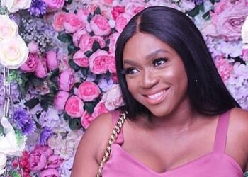 ‘I’m engaged’ – Singer Waje reveals relationship status