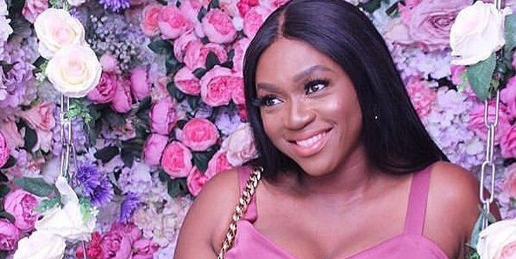 ‘I’m engaged’ – Singer Waje reveals relationship status