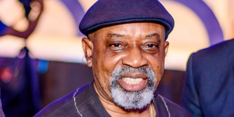 EFCC arrests former Labour minister, Chris Ngige