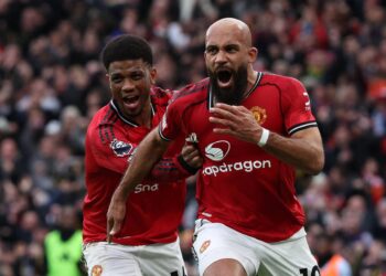 Carrick’s United Stun City in Derby Delight