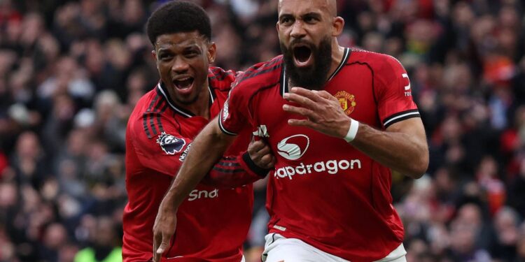 Carrick’s United Stun City in Derby Delight