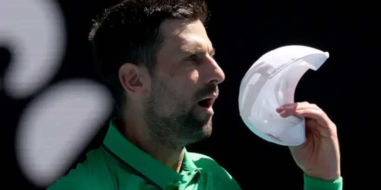Djokovic sails into Australian Open third round