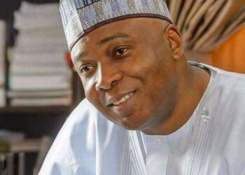 ‘You support Tinubu for personal gains but plays opposition at home’, Kwara APC strips Saraki ‘naked’