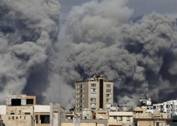 Iram kills three US service members