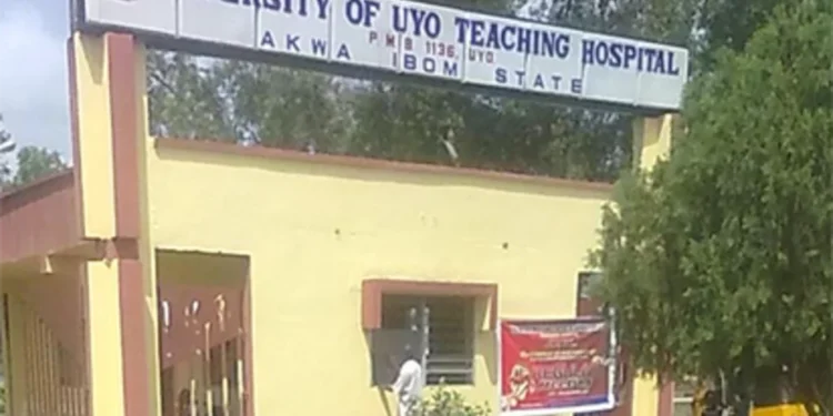 Doctors in Akwa Ibom proclaim indefinite strike over EFCC assault of medical staff