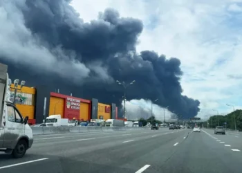 Residents of Moscow complain of black rain after largest Ukrainian attack hits oil refinery