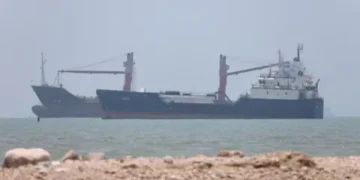 Iran closes Strait of Hormuz