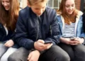UK to ban under-16s from social media from 2027