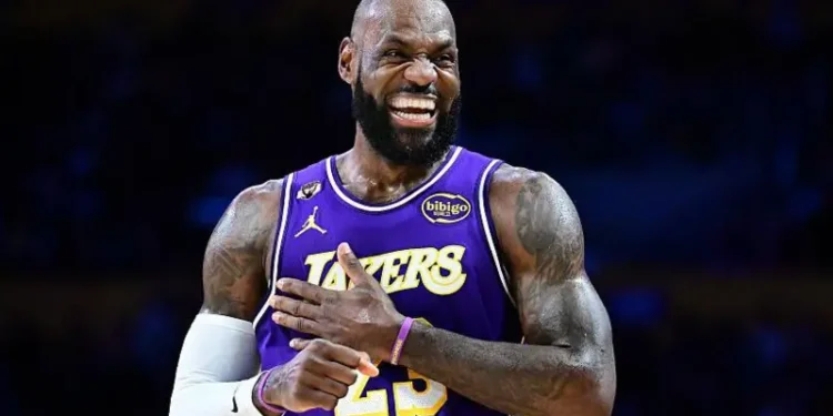 LeBron James to join 76ers