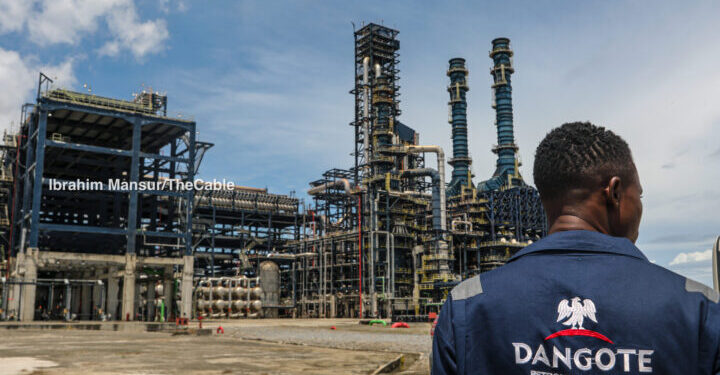 Dangote refinery pegs ex-gantry price at N1,215/litre