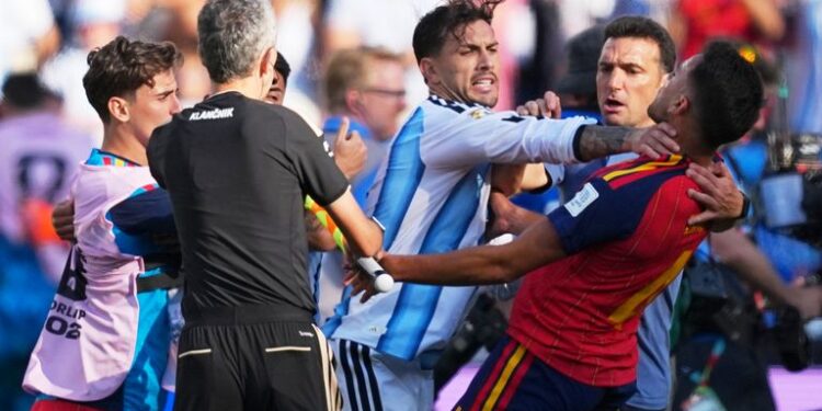 Argentina newspapers defend Messi, others after World Cup final defeat
